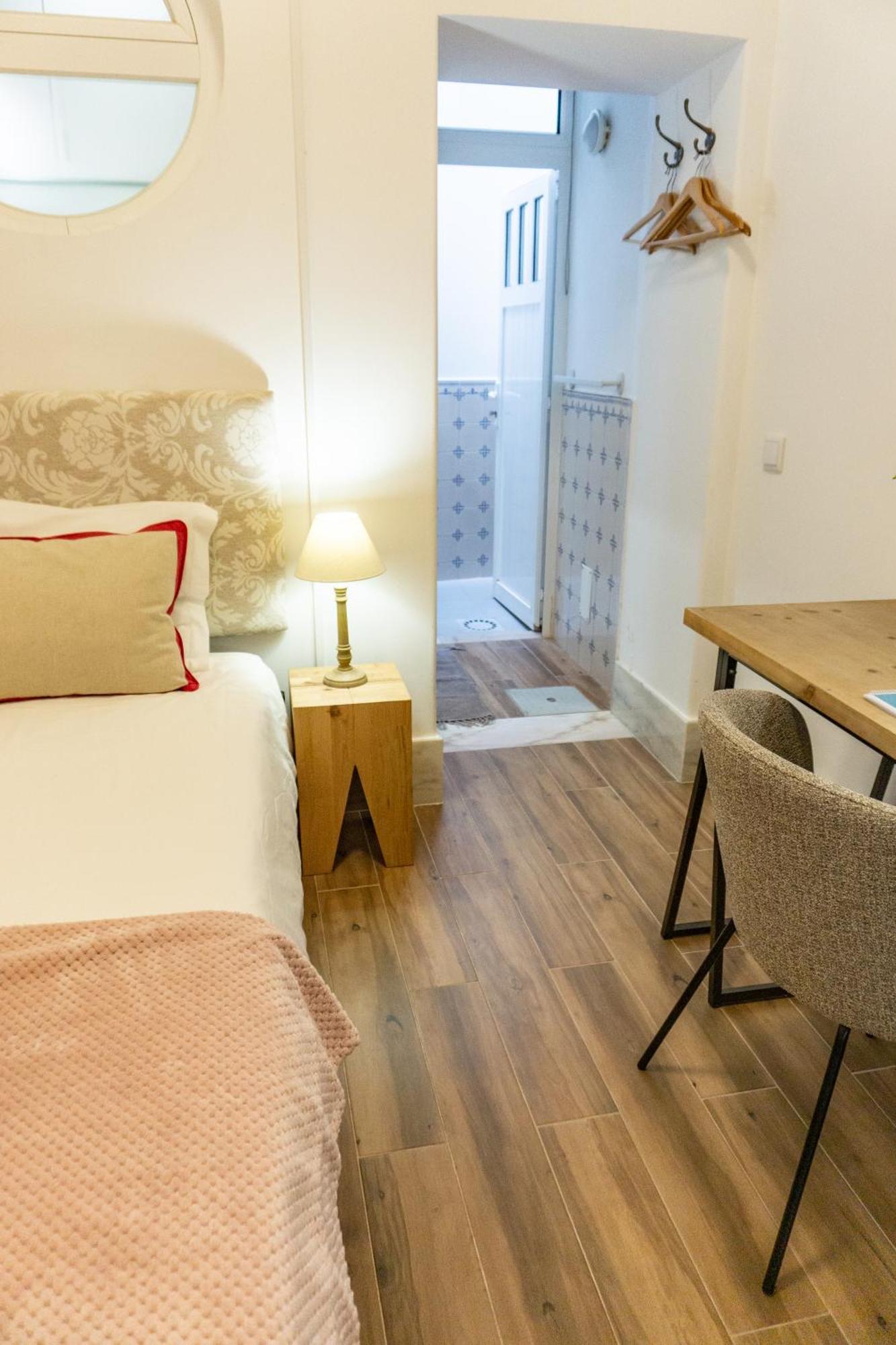 Hotel Lalitana Townhouse Lagos Zimmer foto